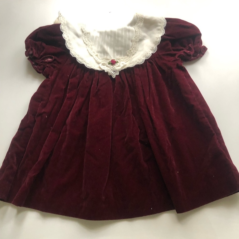 Vintage Burgundy Velvet Dress with Lace Collar